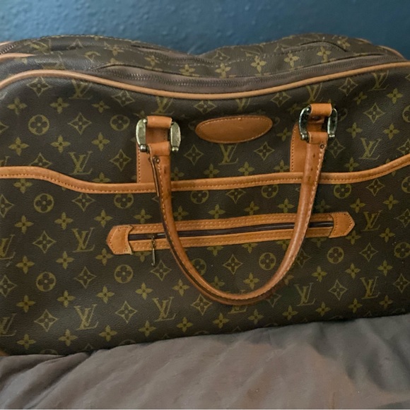 Authentic Louis Vuitton Vintage luggage bag. - Picture 10 of 15